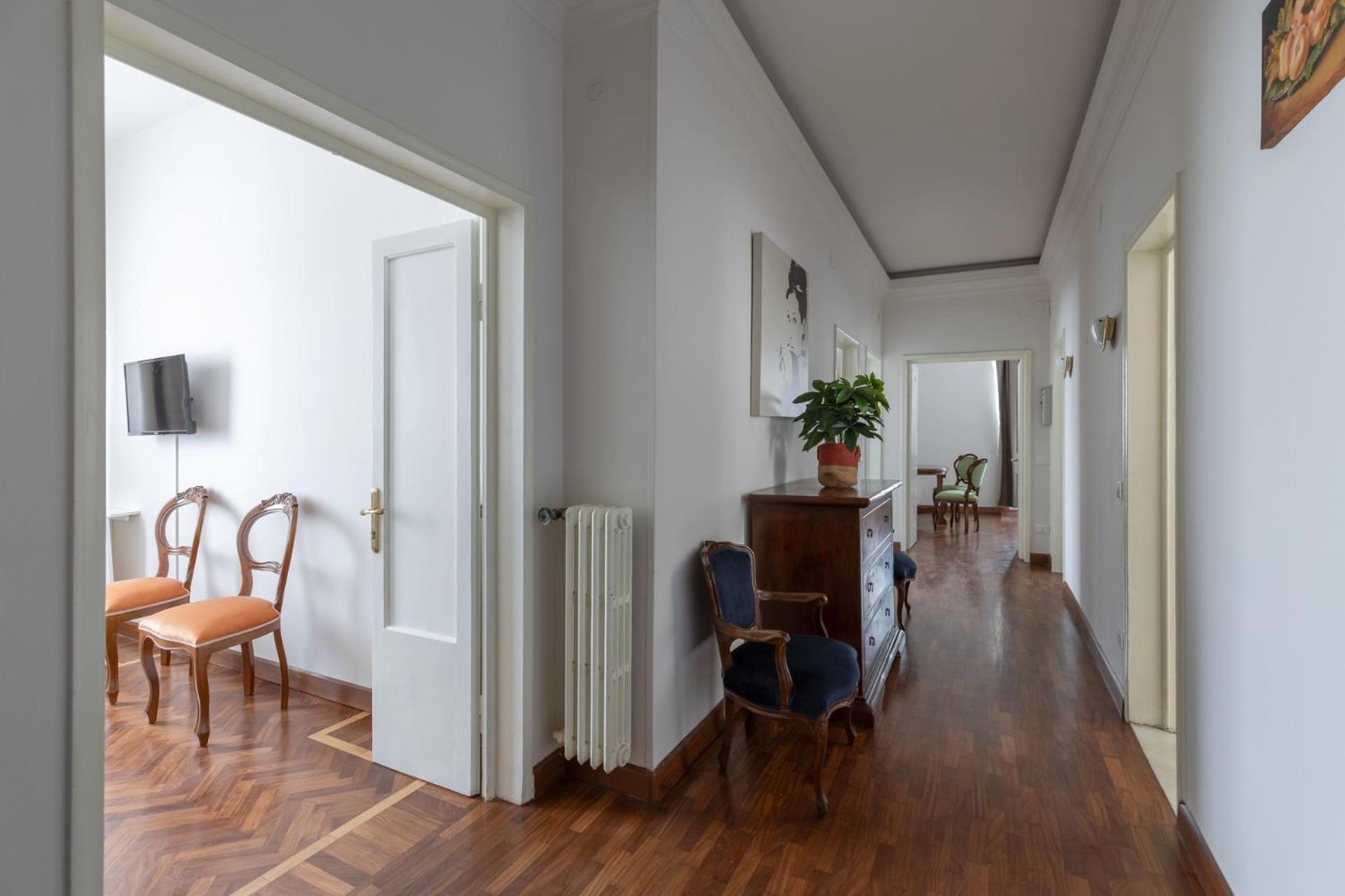Apartment Family Large In *